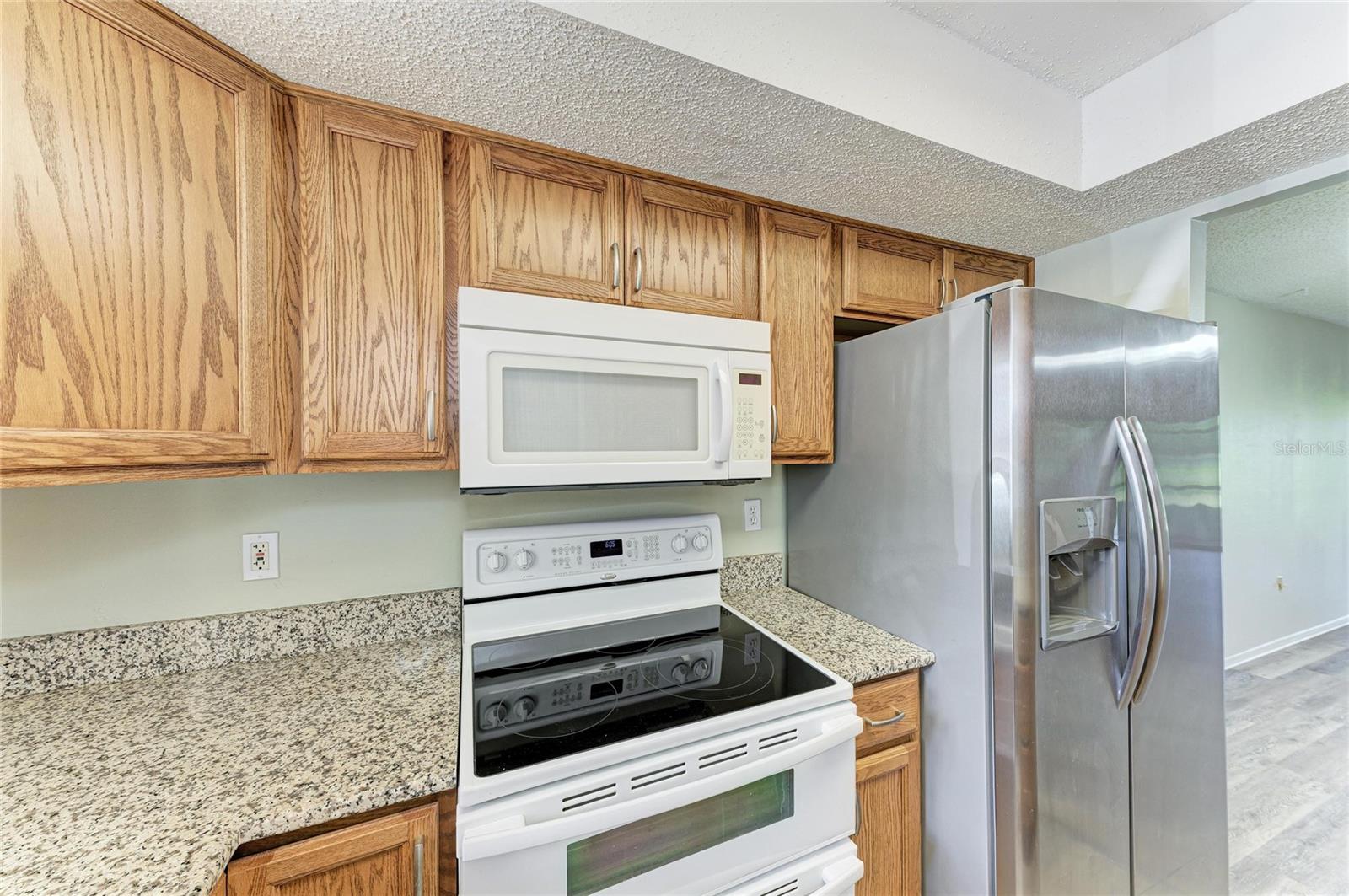 BAYSHORE ON THE LAKE APTS II SEC 2 - Residential