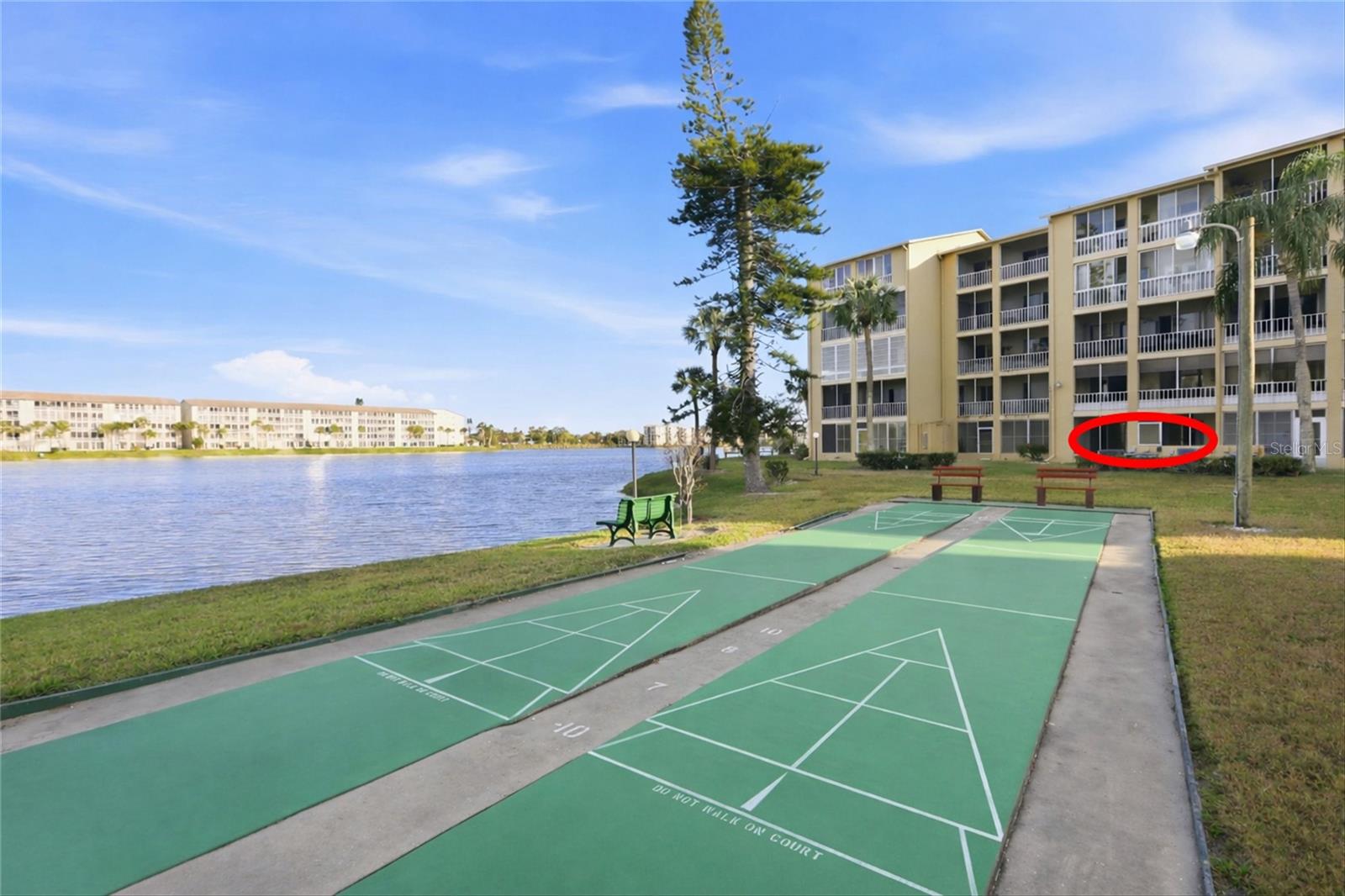 BAYSHORE ON THE LAKE APTS II SEC 2 - Residential