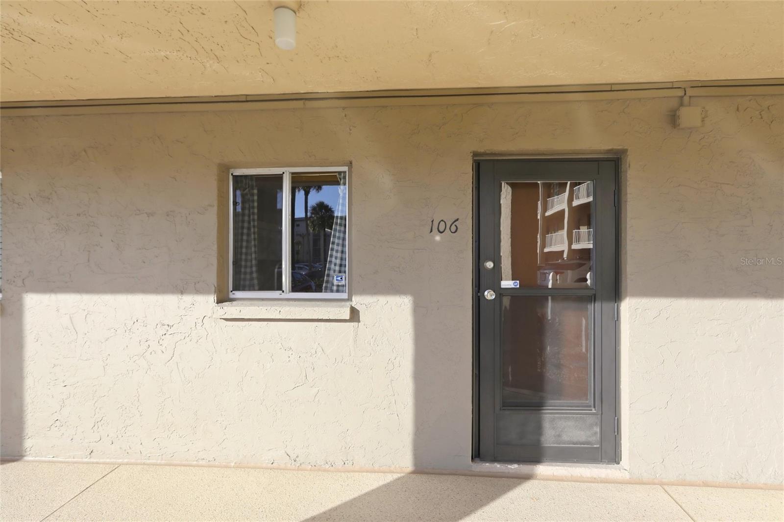 BAYSHORE ON THE LAKE APTS II SEC 2 - Residential