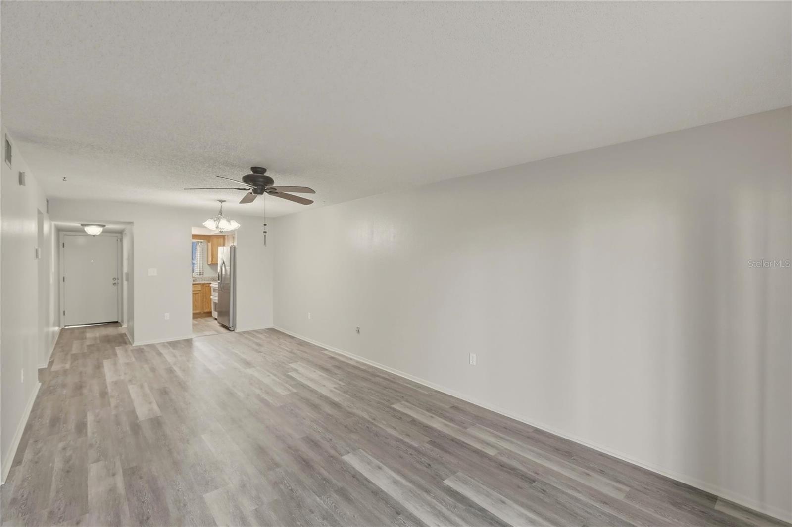 BAYSHORE ON THE LAKE APTS II SEC 2 - Residential