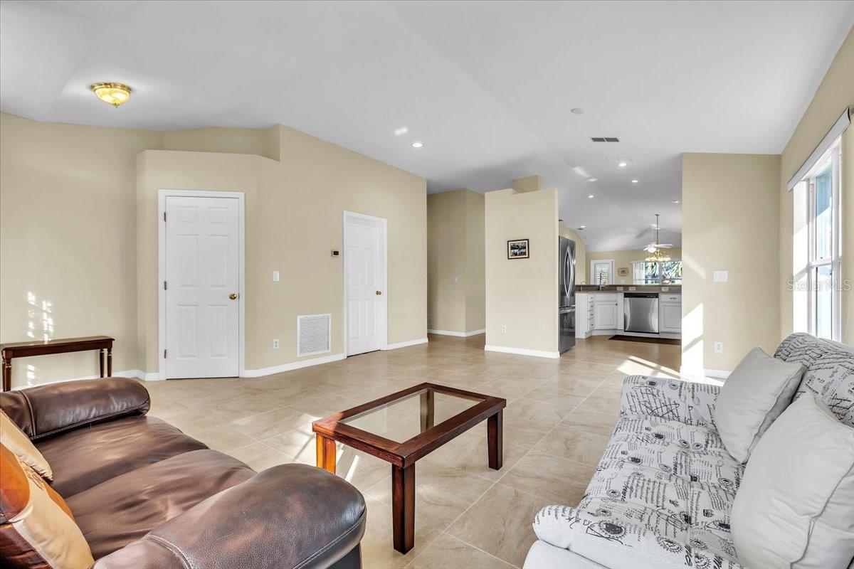 TOWN LAKES PH 01 - Residential