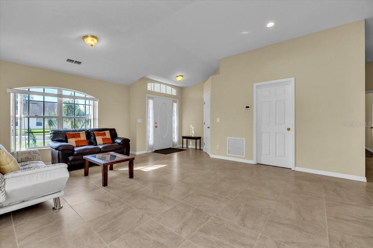 TOWN LAKES PH 01 - Residential