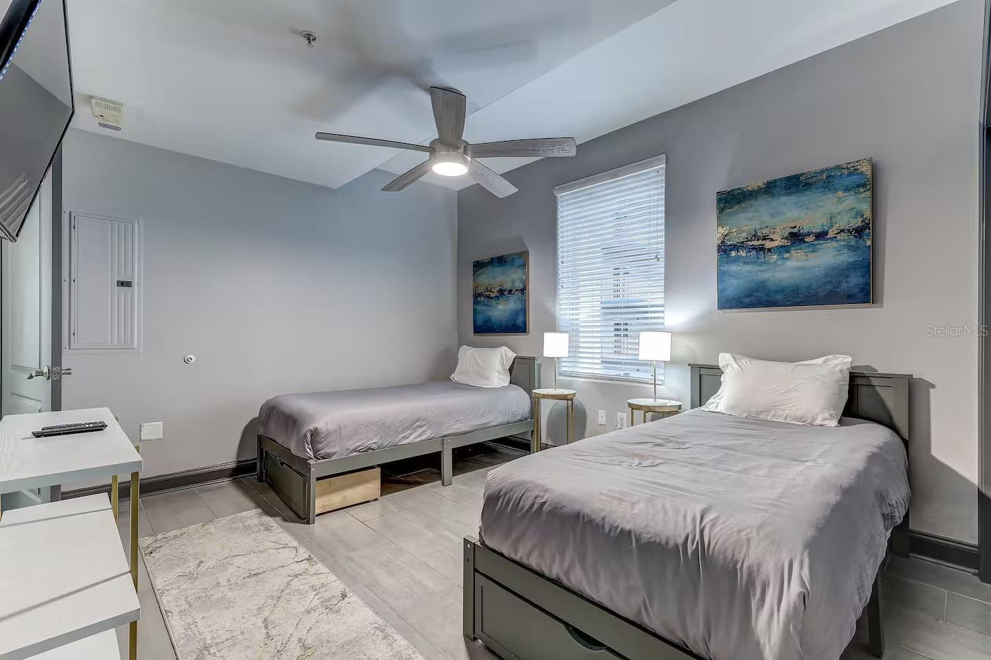 BLUE HERON BEACH RESIDENCE TOWER I - Residential