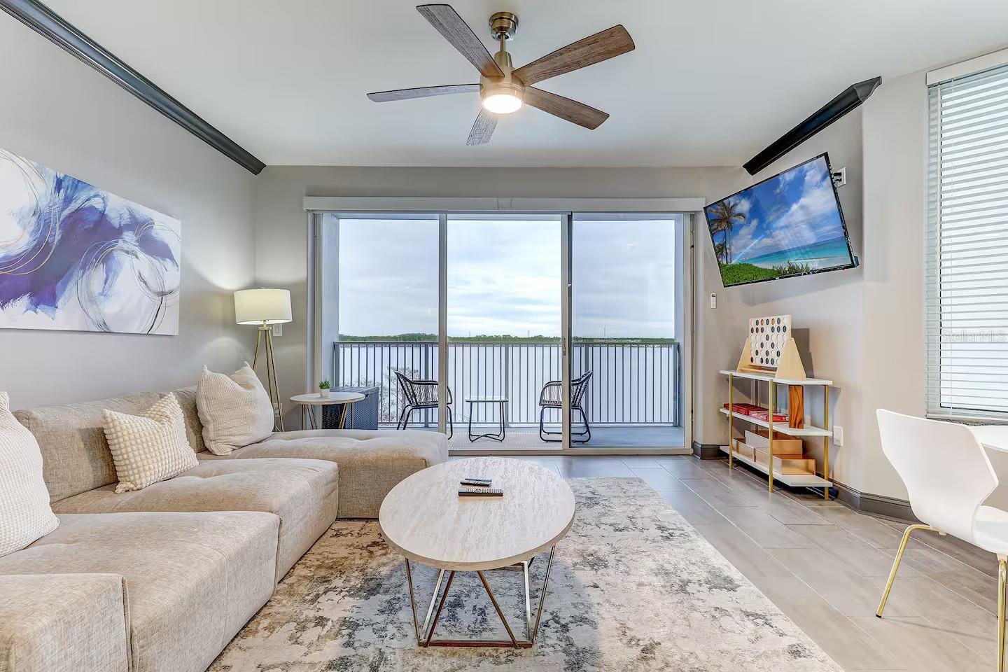 BLUE HERON BEACH RESIDENCE TOWER I - Residential