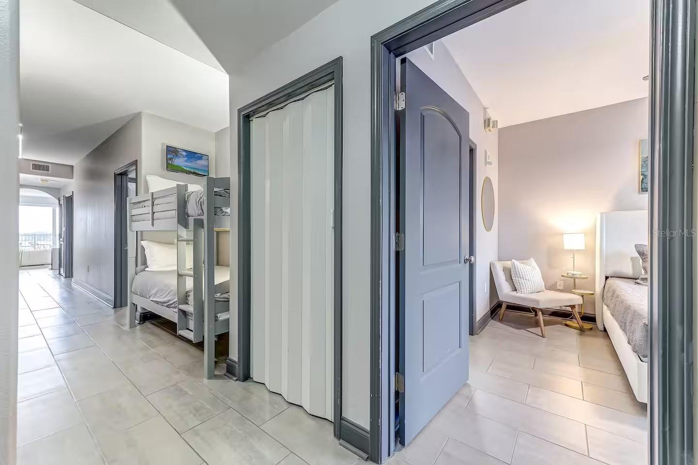 BLUE HERON BEACH RESIDENCE TOWER I - Residential