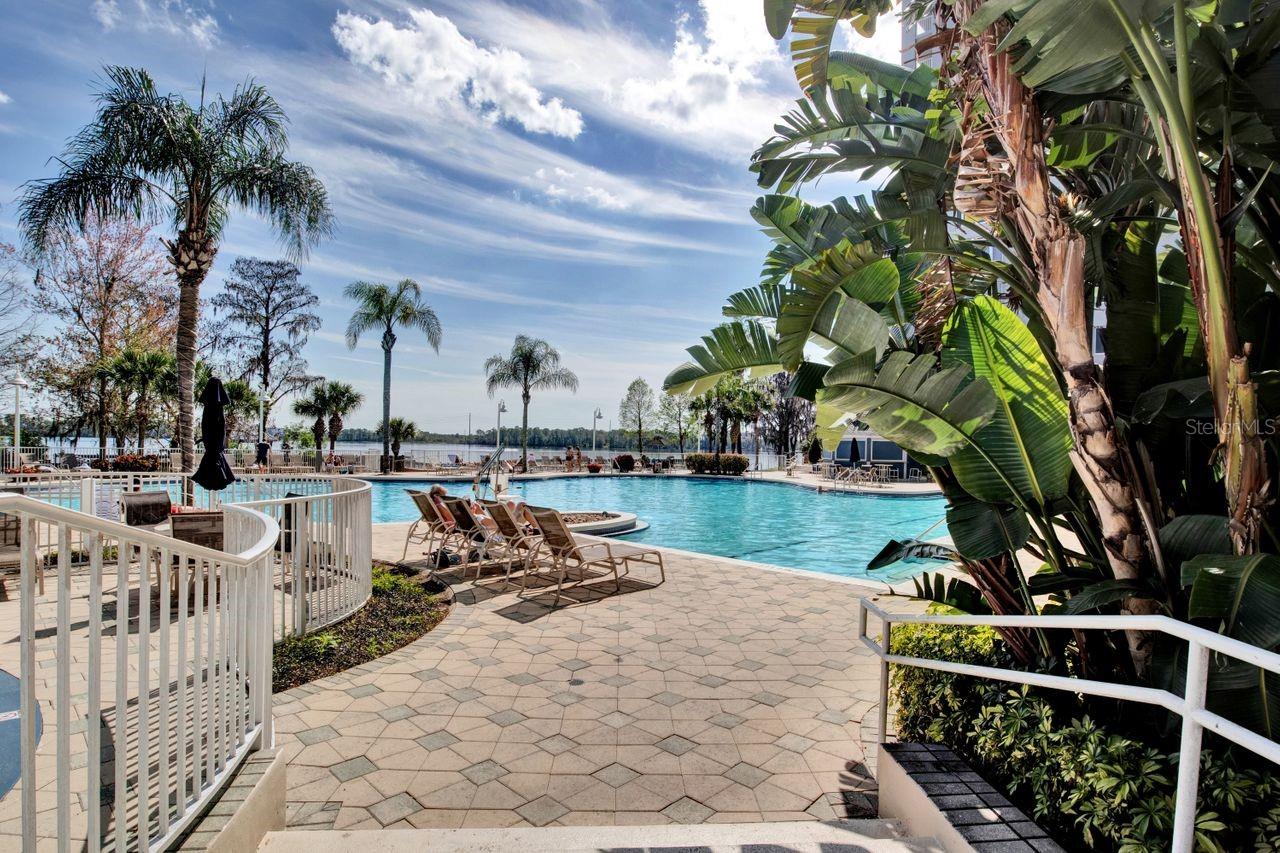 BLUE HERON BEACH RESIDENCE TOWER I - Residential