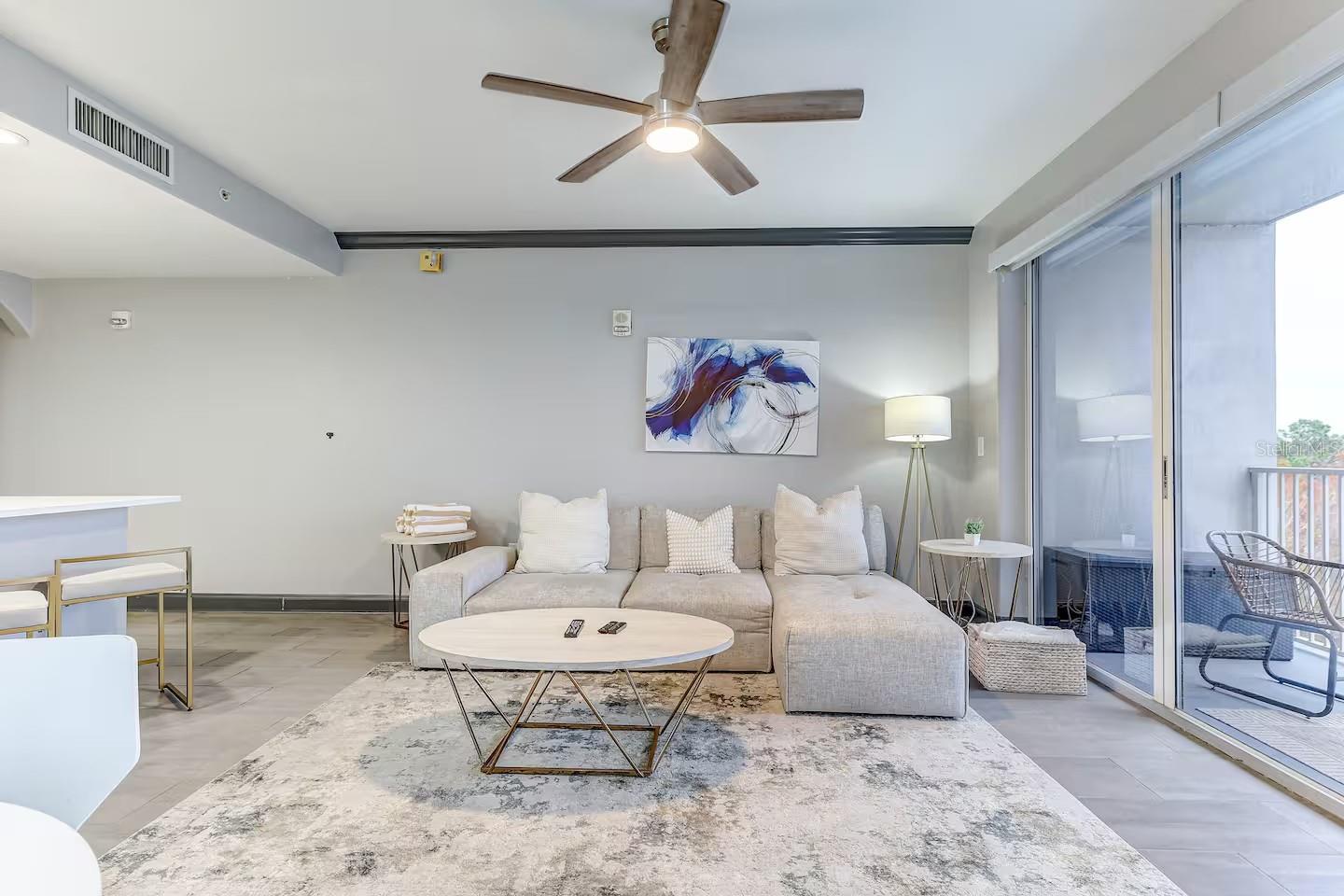 BLUE HERON BEACH RESIDENCE TOWER I - Residential