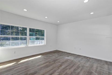 Tiny photo for 504 Stanley Avenue, Wildwood, FL 34785 (MLS # G5103412)