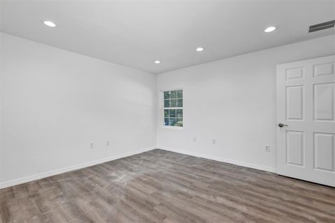 Tiny photo for 504 Stanley Avenue, Wildwood, FL 34785 (MLS # G5103412)