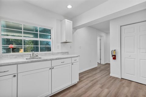 Tiny photo for 504 Stanley Avenue, Wildwood, FL 34785 (MLS # G5103412)