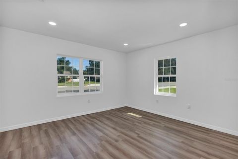 Tiny photo for 504 Stanley Avenue, Wildwood, FL 34785 (MLS # G5103412)