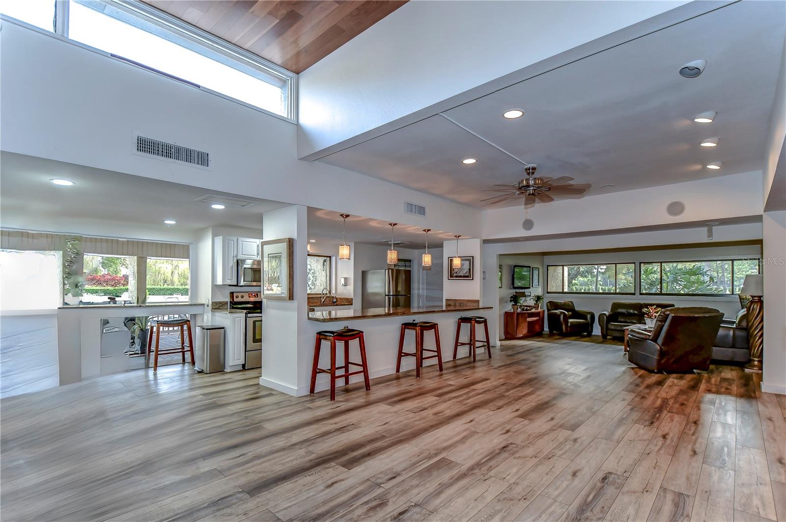 COVE CAY 26-16 VILLAGE I - Residential