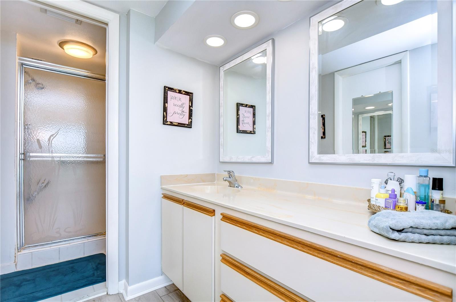 COVE CAY 26-16 VILLAGE I - Residential