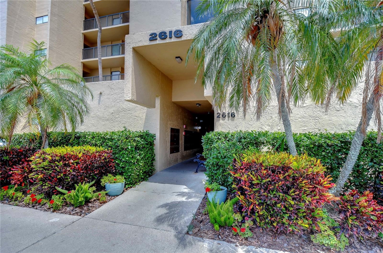 COVE CAY 26-16 VILLAGE I - Residential