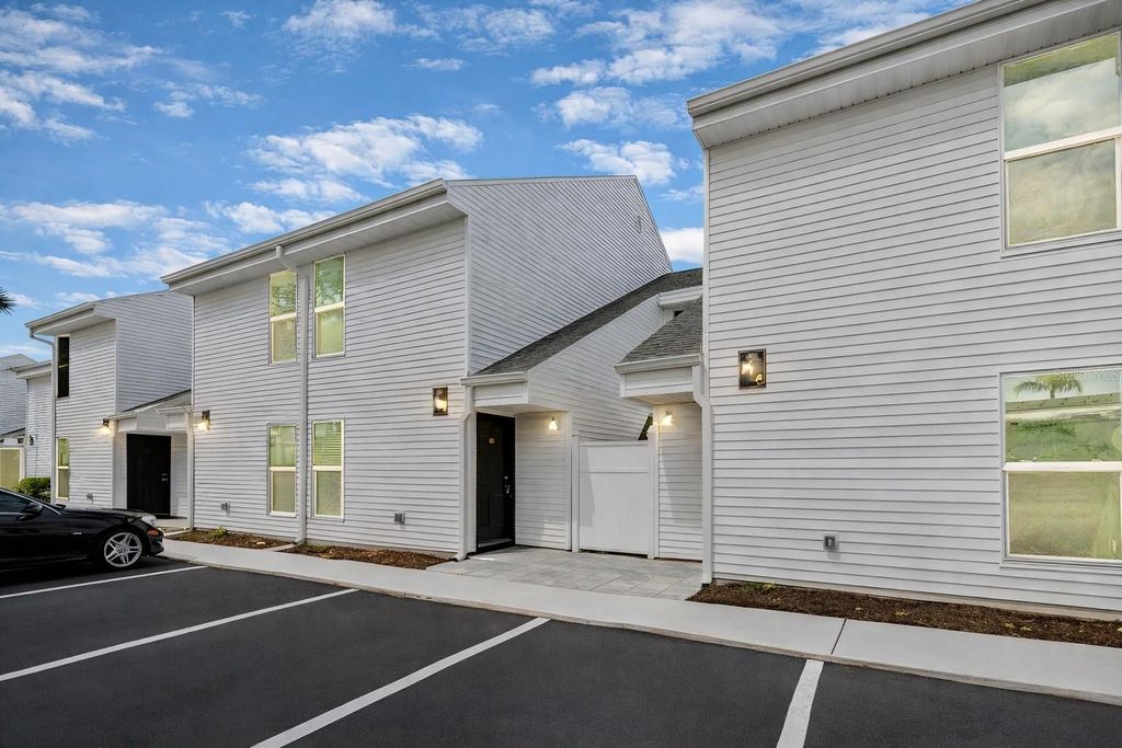 Photo of 718 Haven Place #718, Tarpon Springs, FL 34689 (MLS # TB8503323)