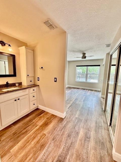 SUSSEX PLACE - Residential