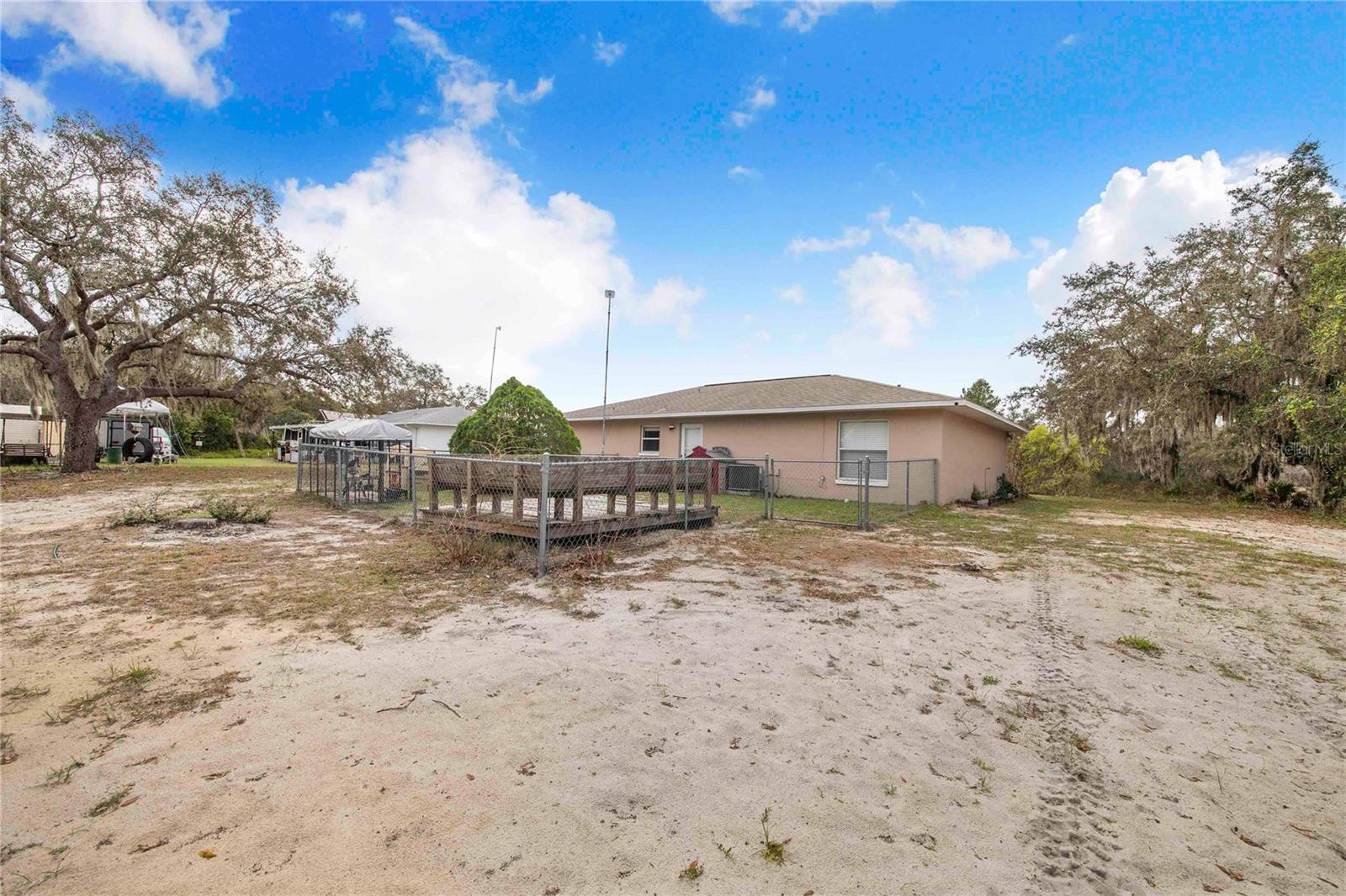 WALK IN WATER LAKE ESTATES PH 03 - Residential