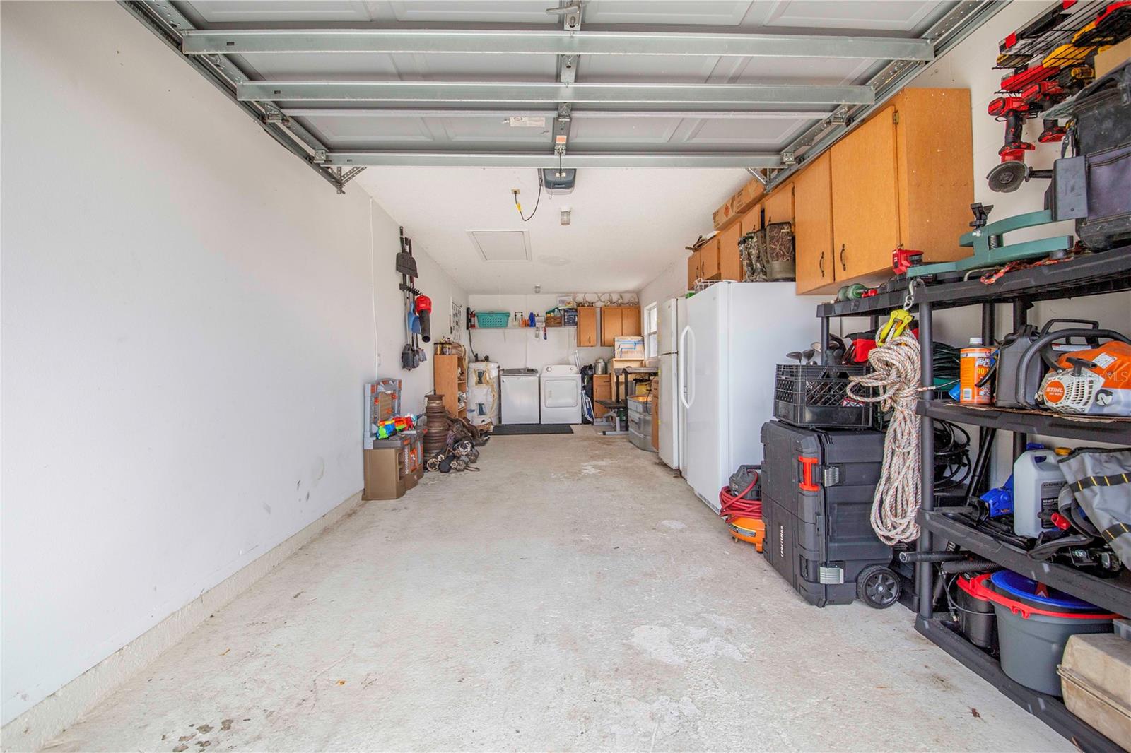 WALK IN WATER LAKE ESTATES PH 03 - Residential