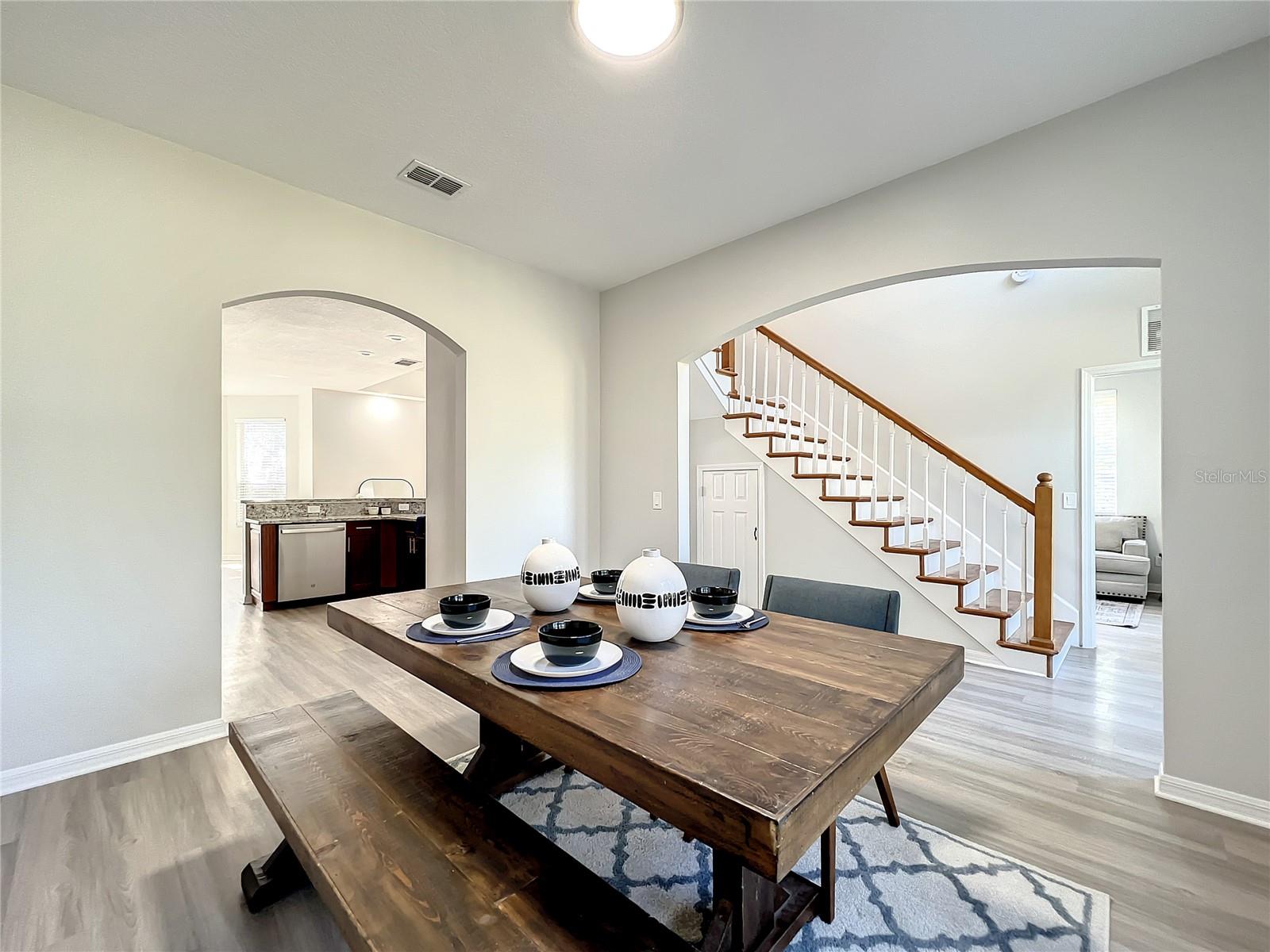 GOLDEN ACRES - Residential