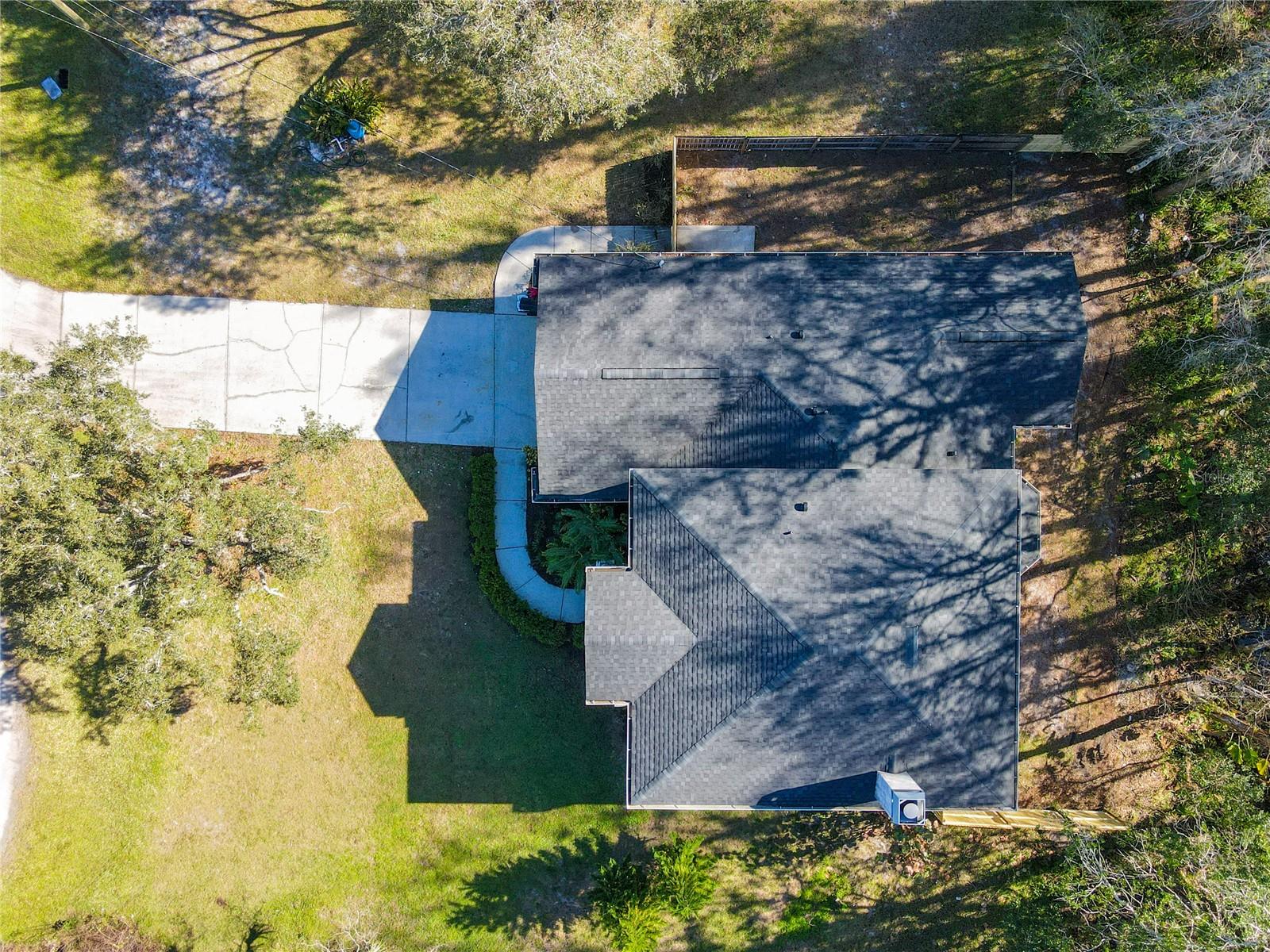 GOLDEN ACRES - Residential