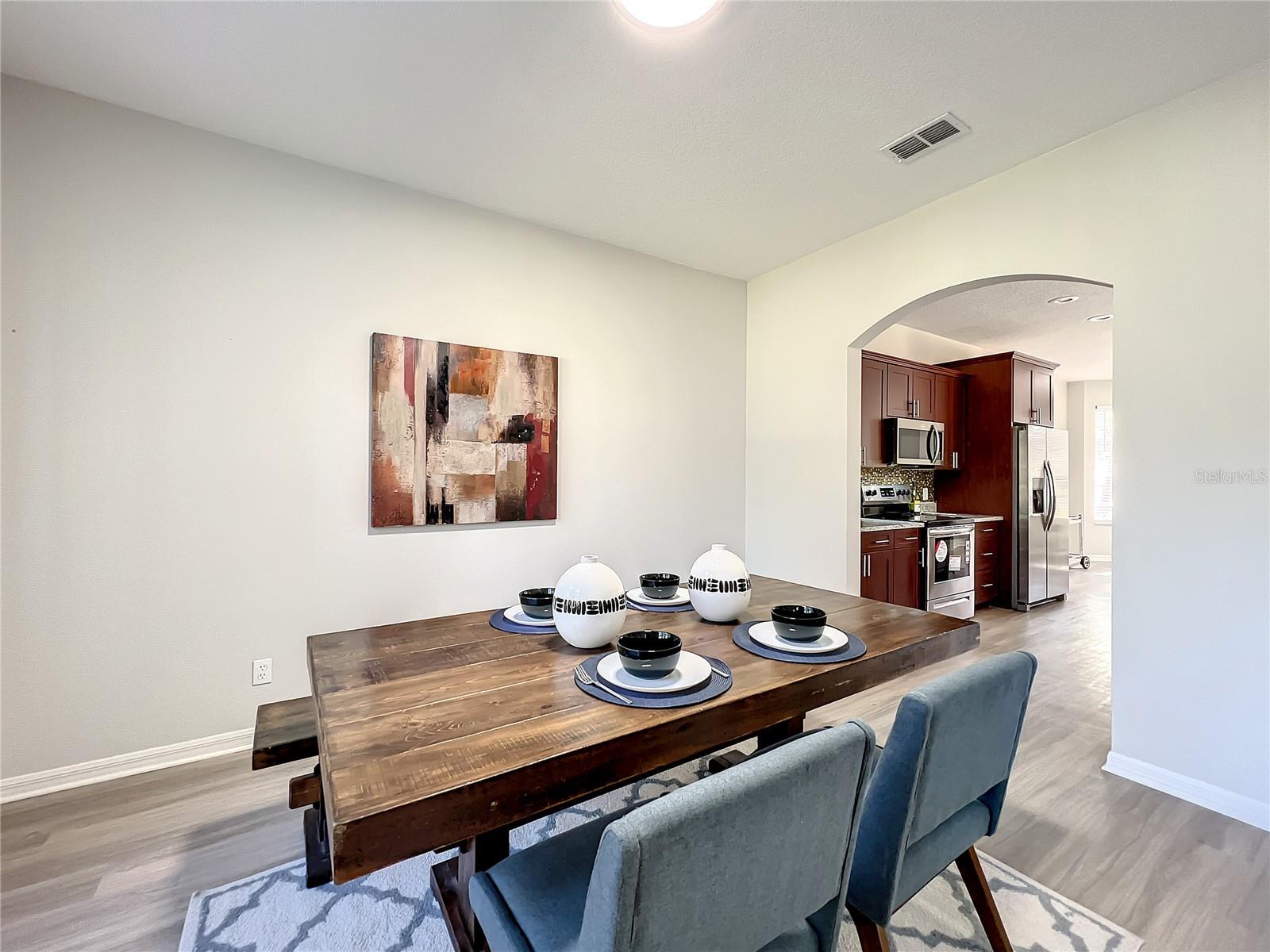 GOLDEN ACRES - Residential