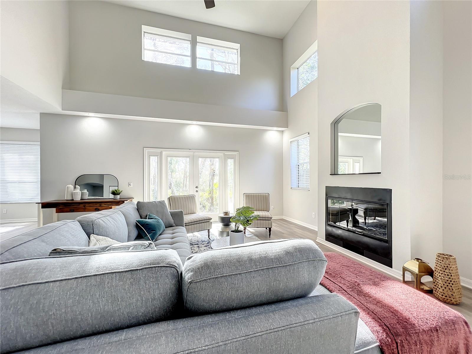 GOLDEN ACRES - Residential