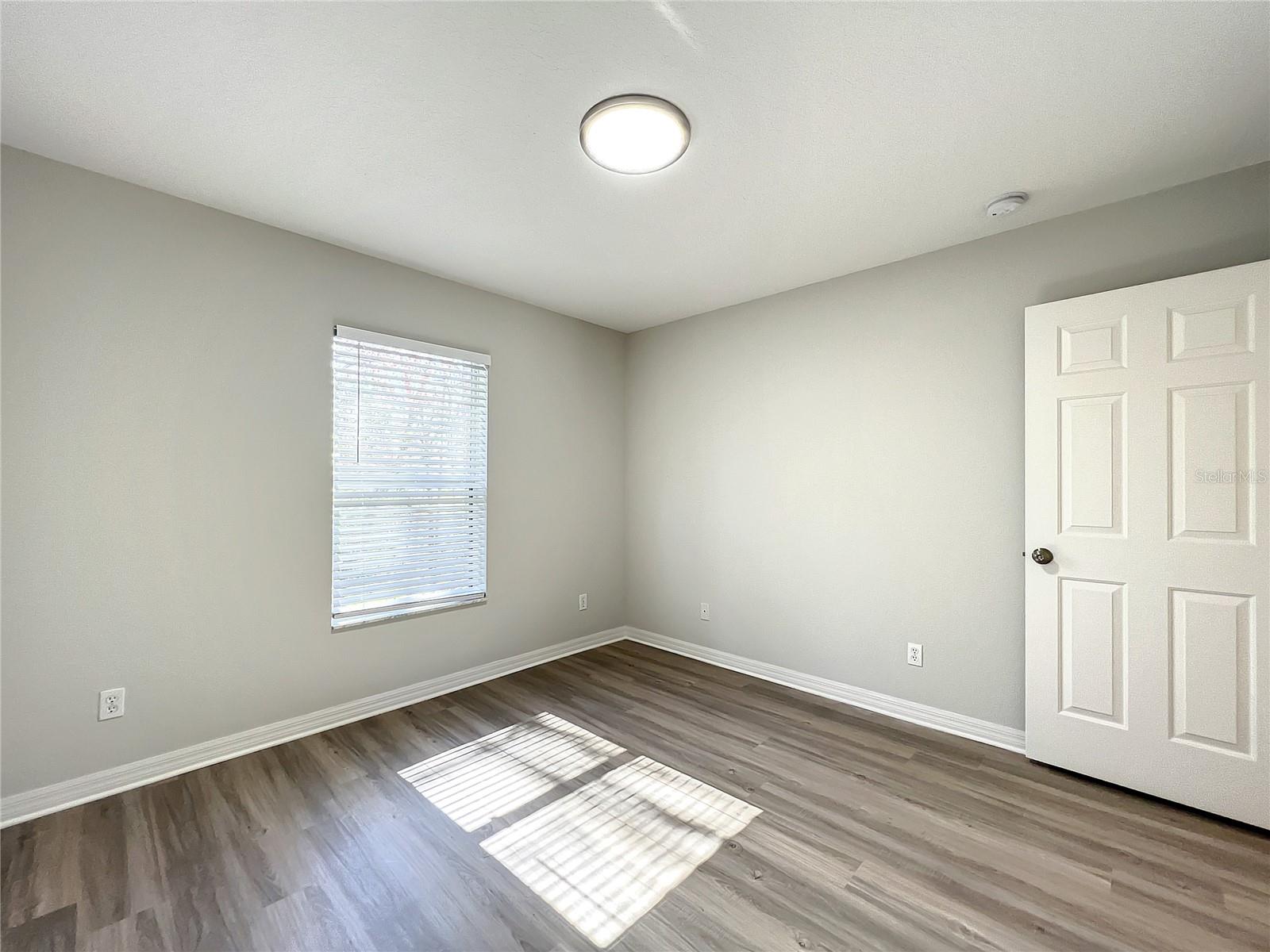 GOLDEN ACRES - Residential