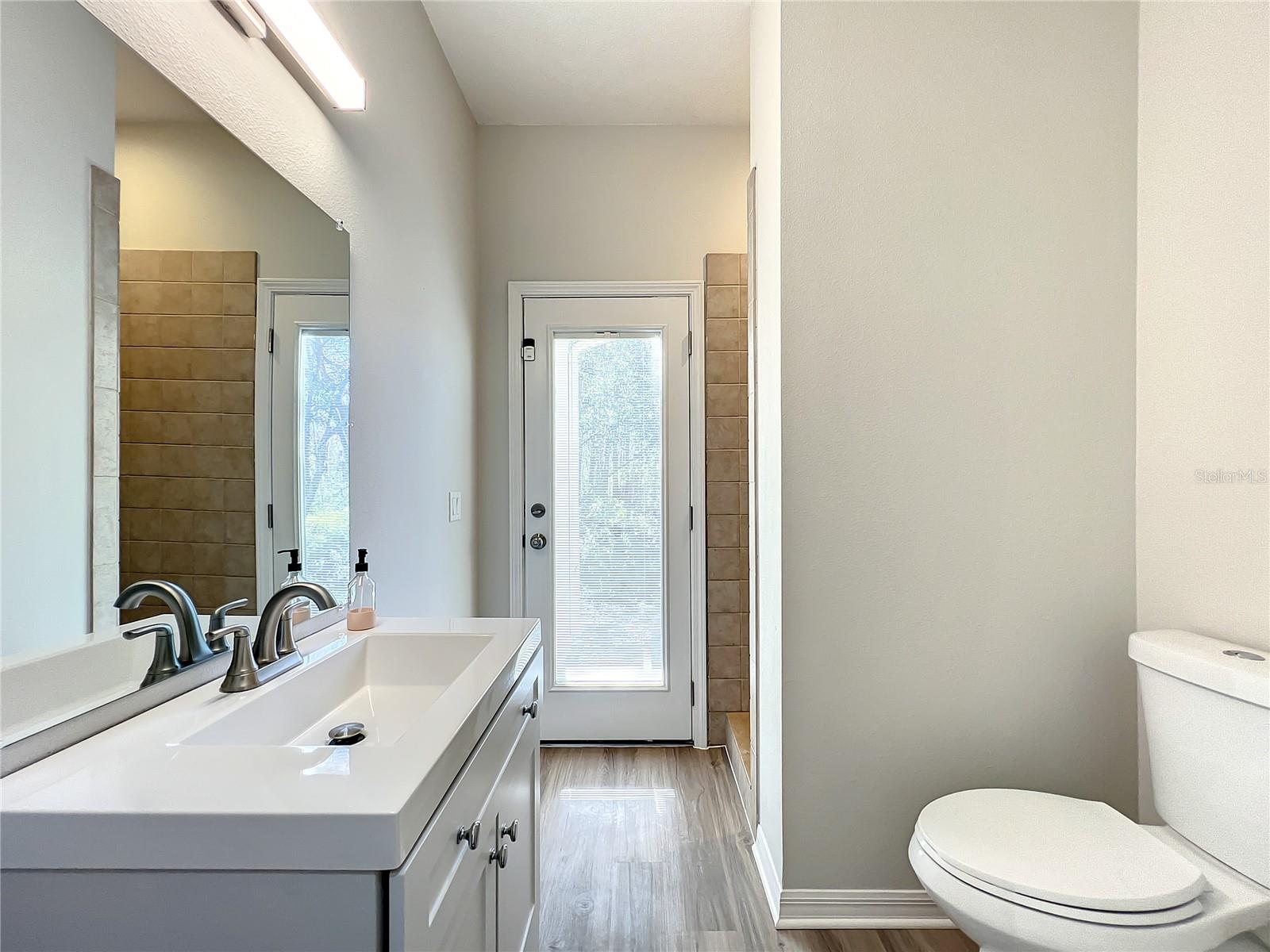 GOLDEN ACRES - Residential