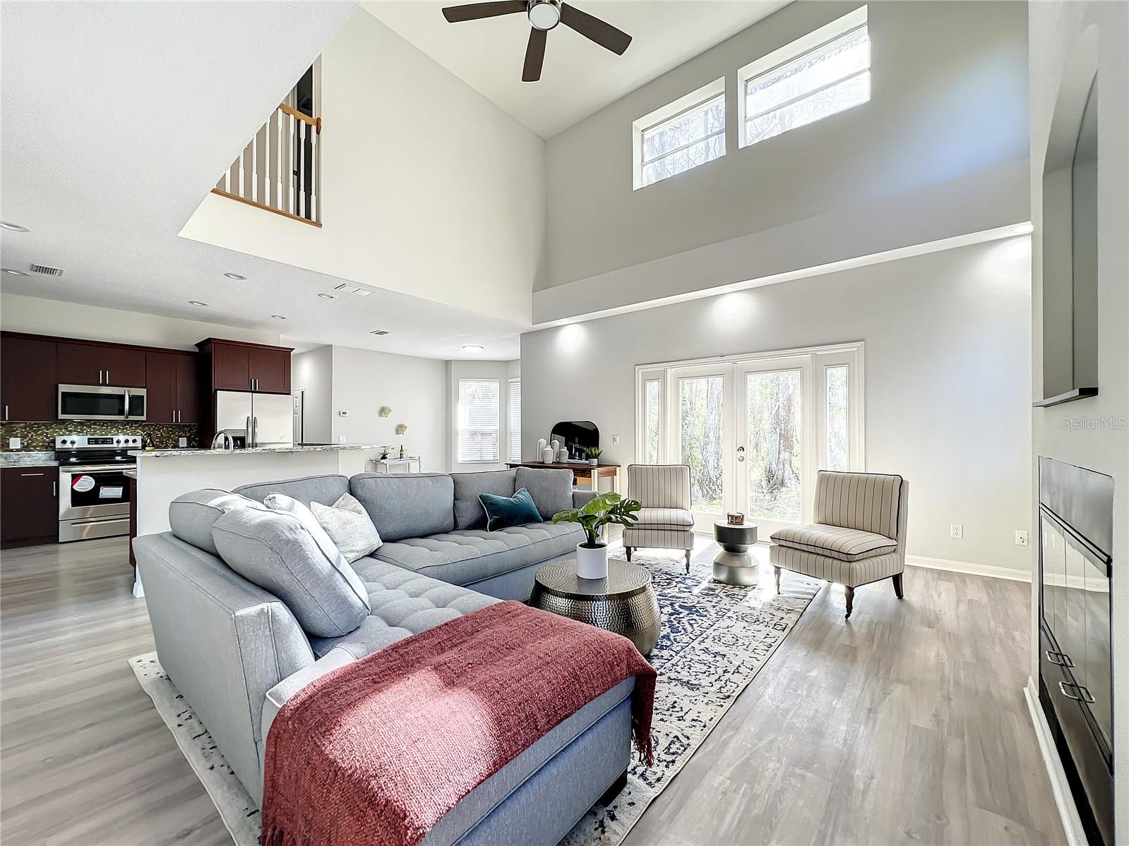 GOLDEN ACRES - Residential