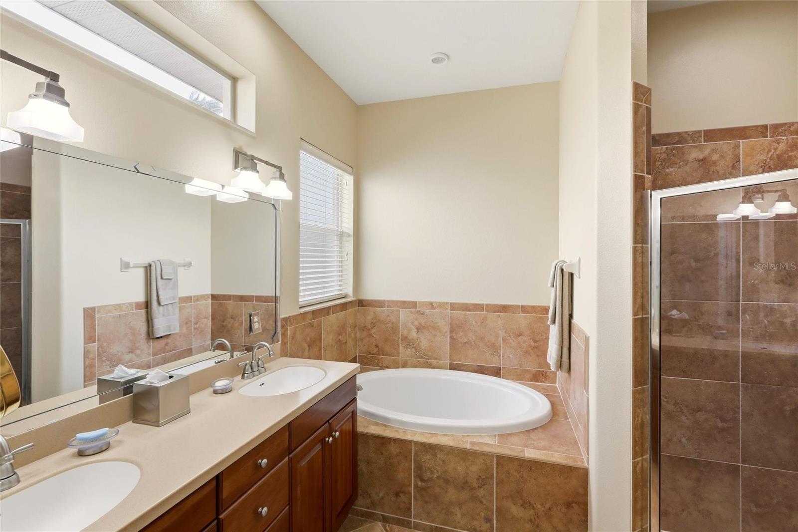 VENICE GOLF & COUNTRY CLUB - Residential