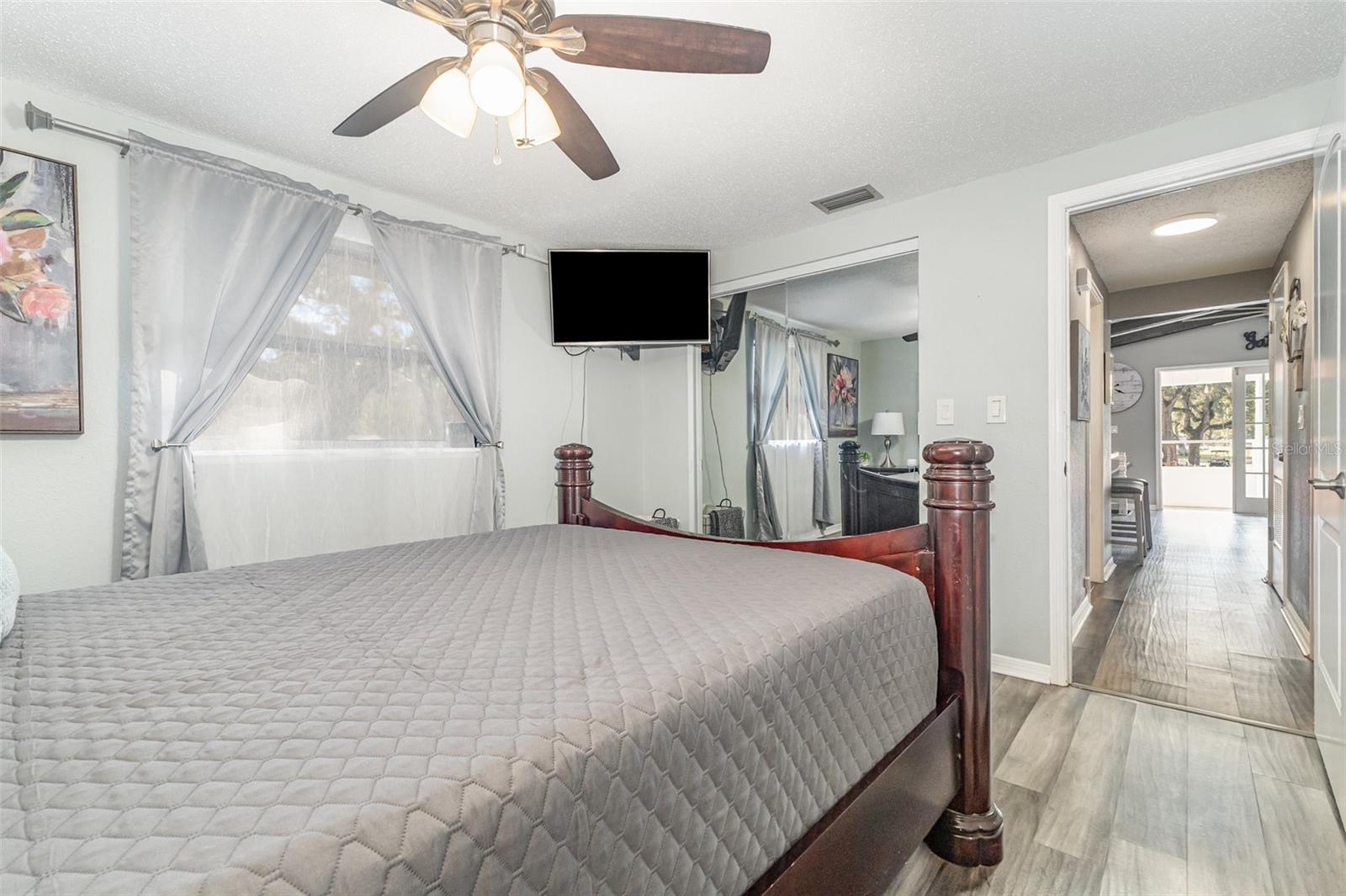 SUWANNEE RIV WONDERLAND - Residential