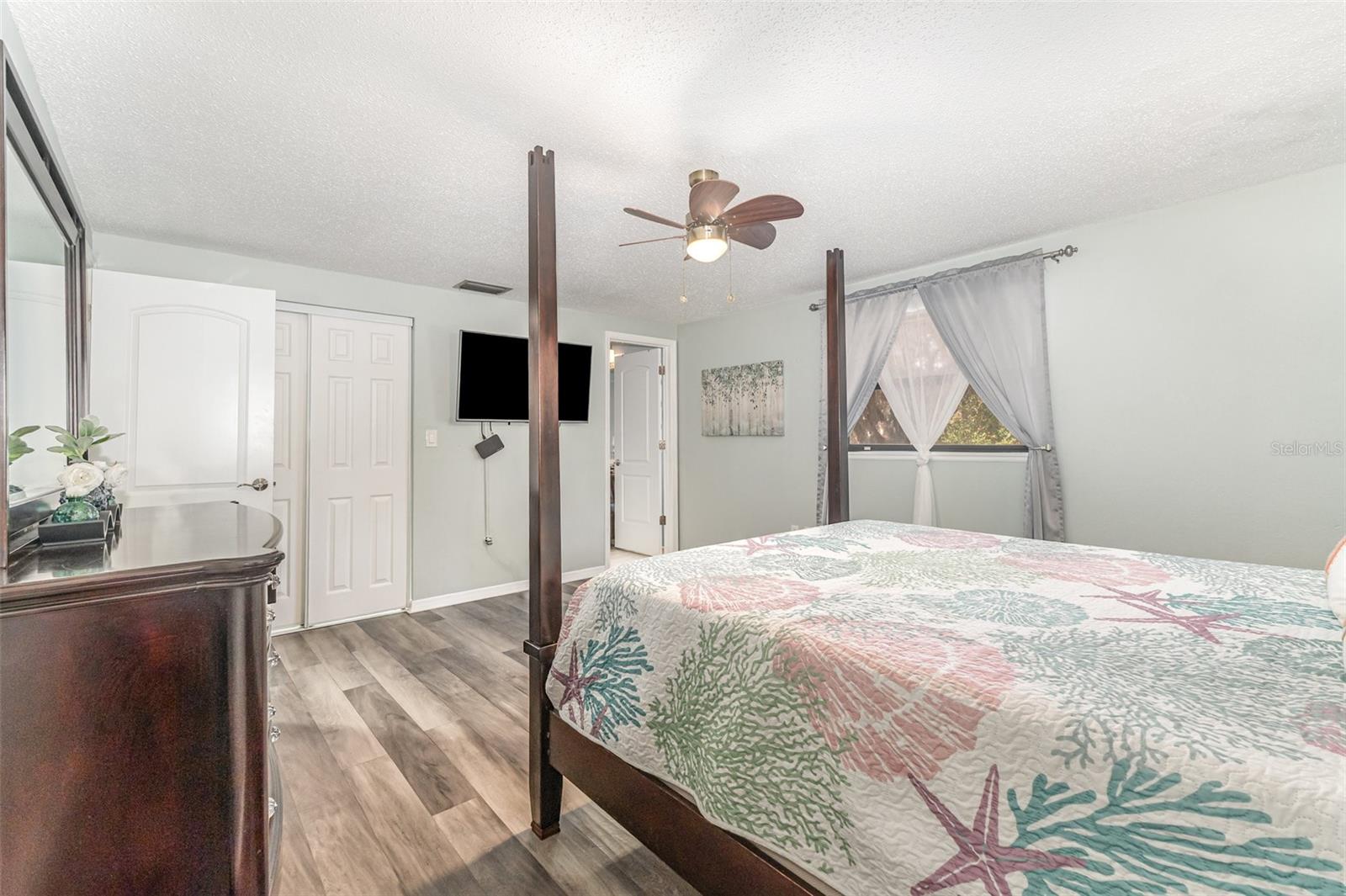 SUWANNEE RIV WONDERLAND - Residential