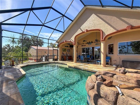 Tiny photo for 1920 NW 16th Street, Crystal River, FL 34428 (MLS # TB8500334)