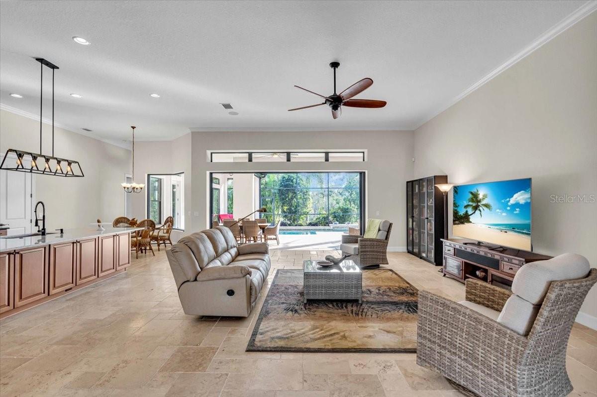 4825 BENITO COURT