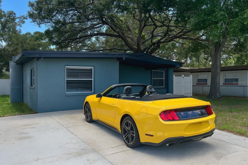 Photo of 4412 W Pearl Avenue, Tampa, FL 33611 (MLS # O6355829)