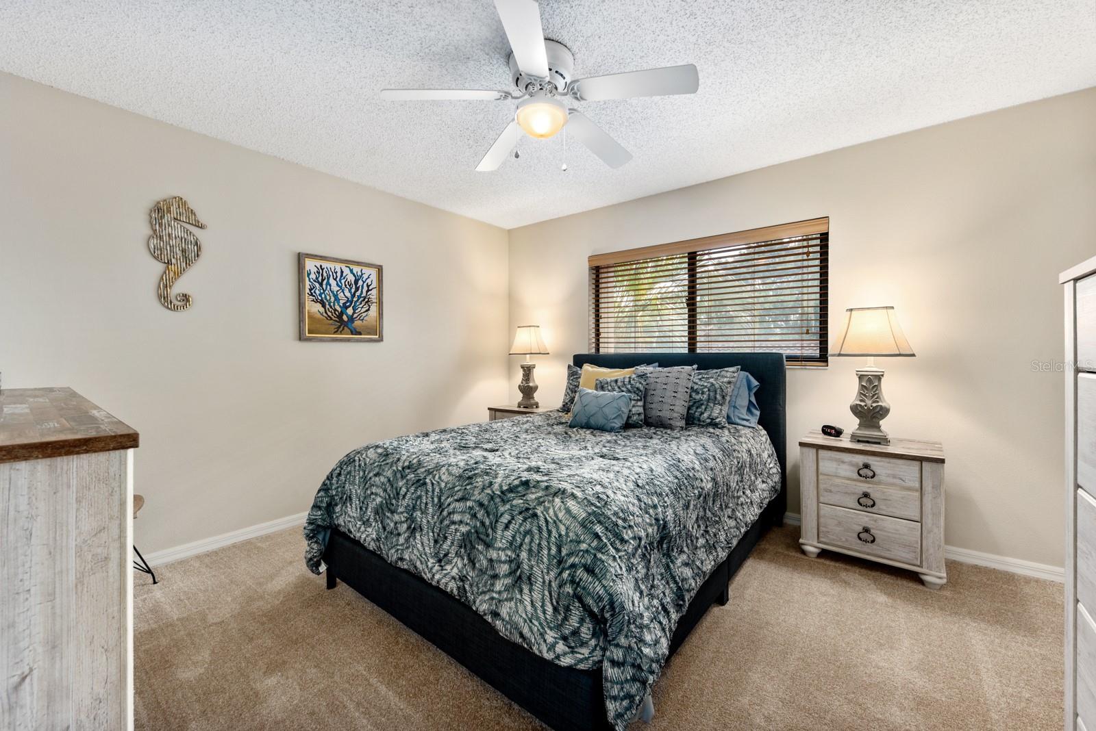 ASHTON LAKES 03 - Residential Lease