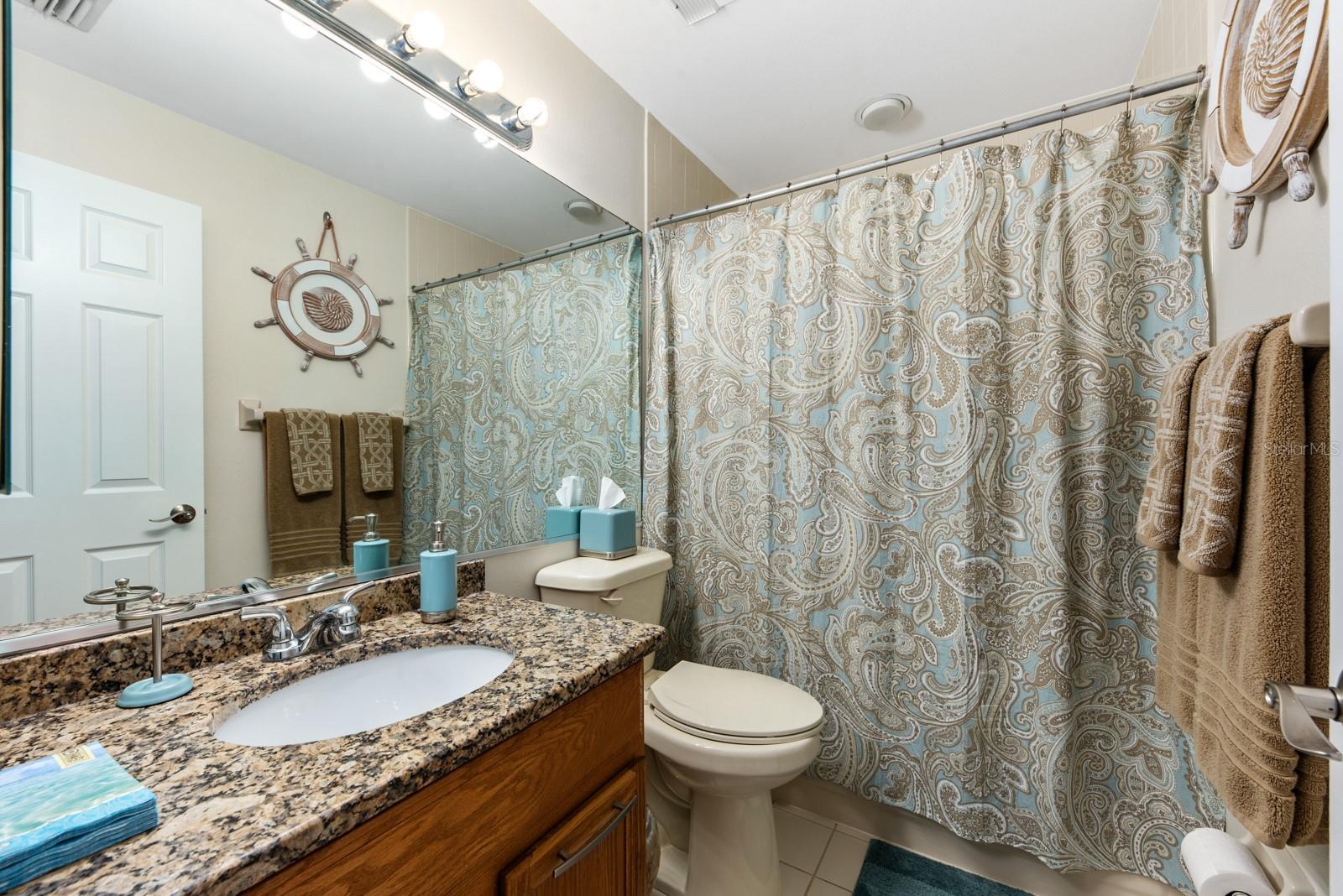 ASHTON LAKES 03 - Residential Lease