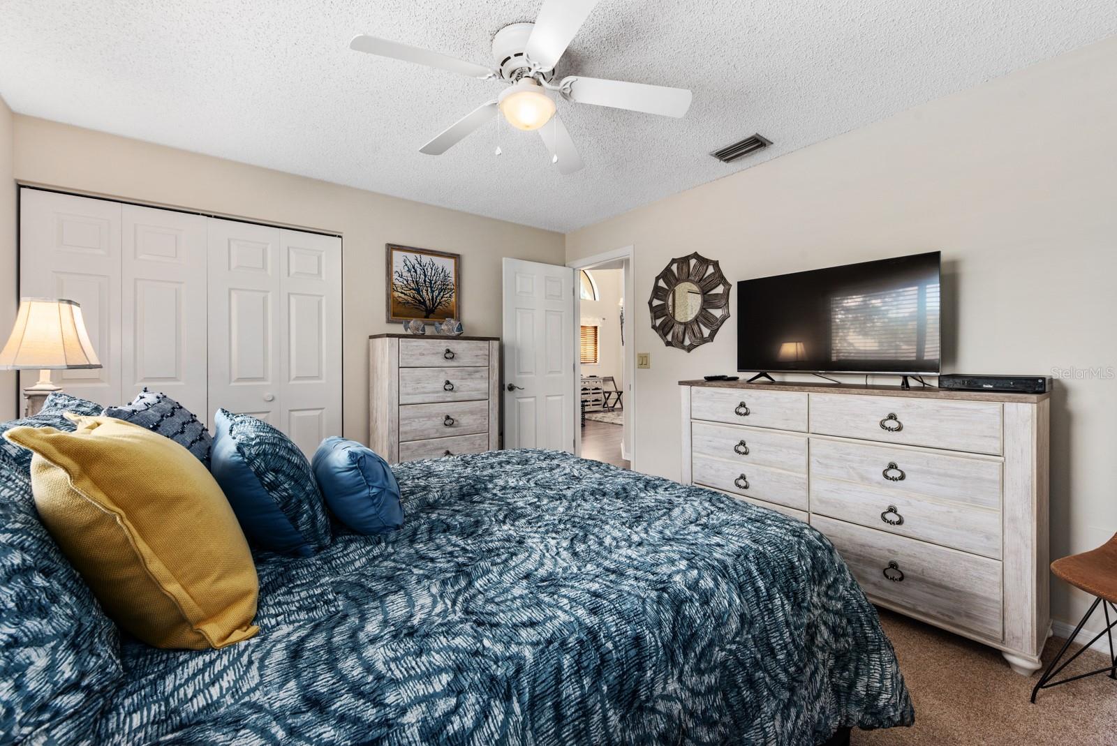 ASHTON LAKES 03 - Residential Lease