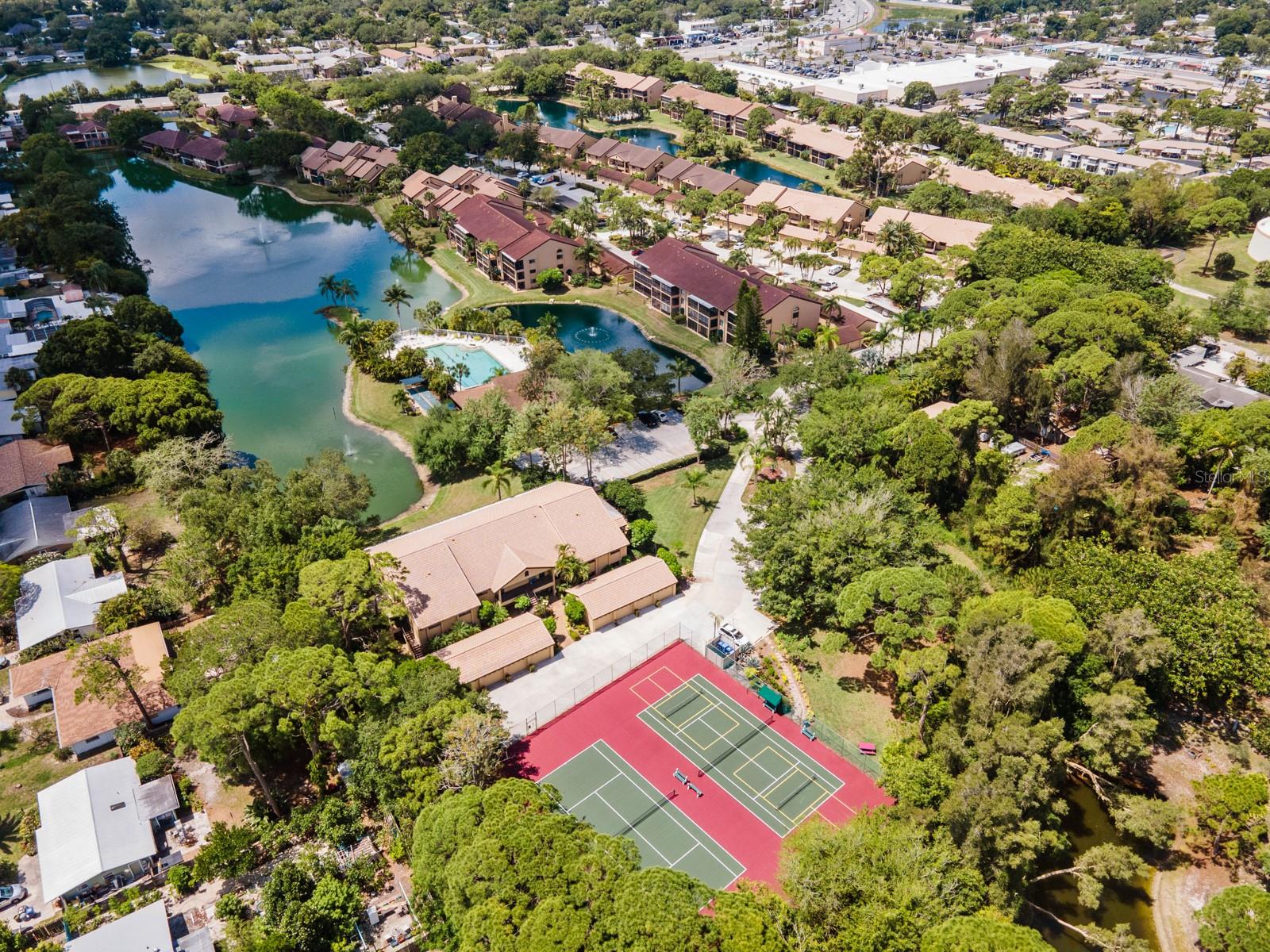 ASHTON LAKES 03 - Residential Lease