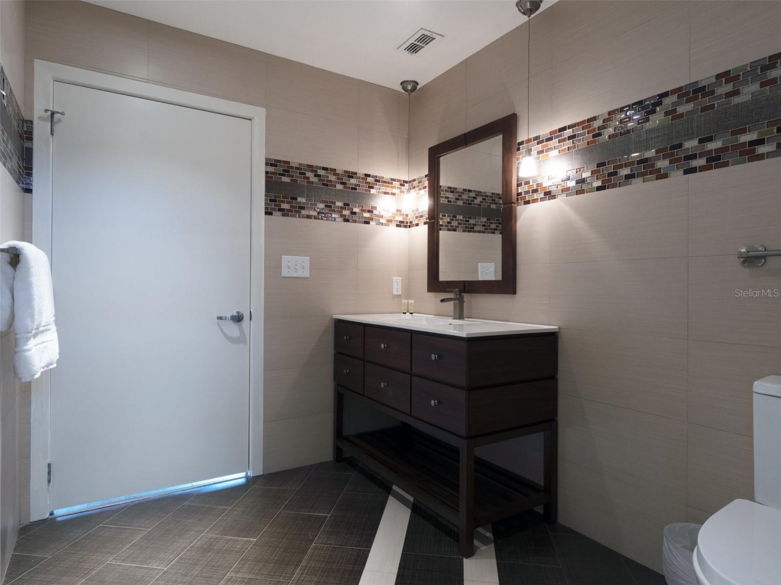 JACKSON - Residential Lease