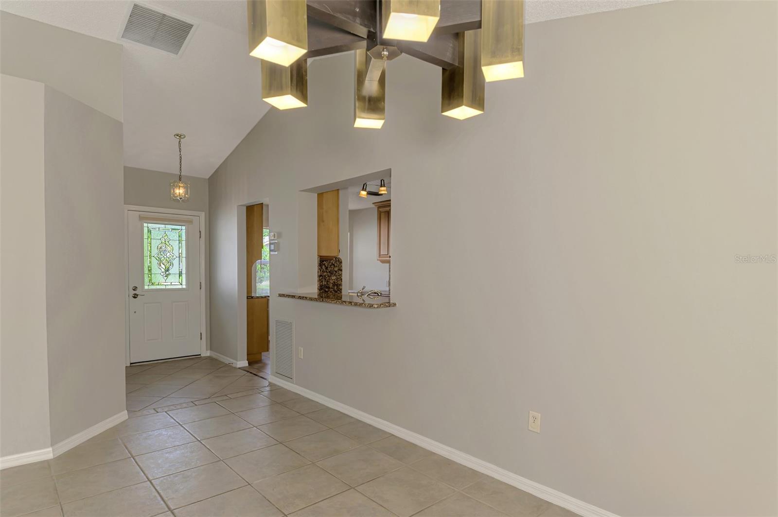 LONG COMMON - Residential