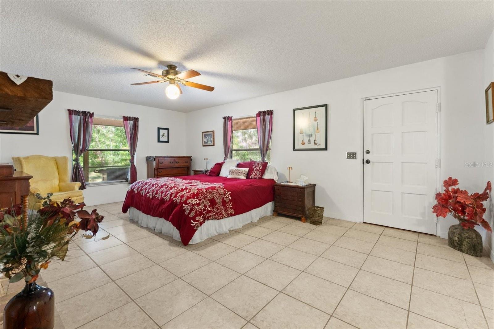 WILLOW SHORES - Residential