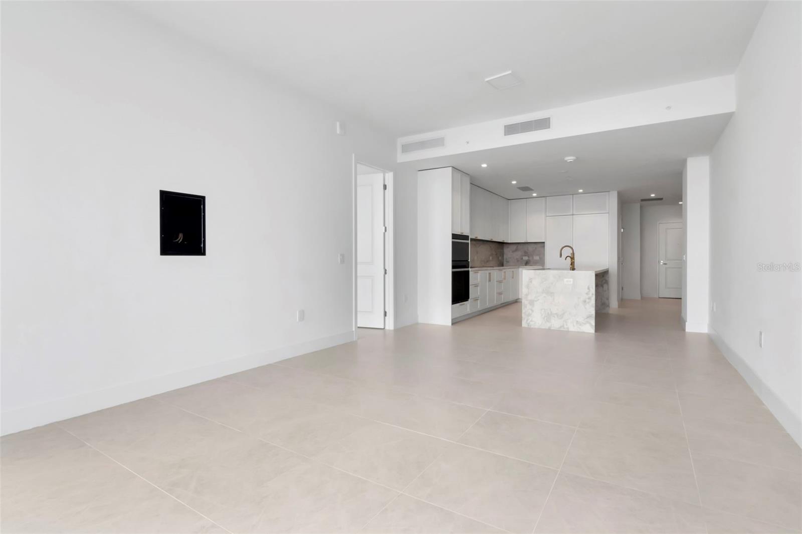 BAYSHORE YSABELLA CONDOMINIUM - Residential