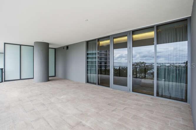 BAYSHORE YSABELLA CONDOMINIUM - Residential