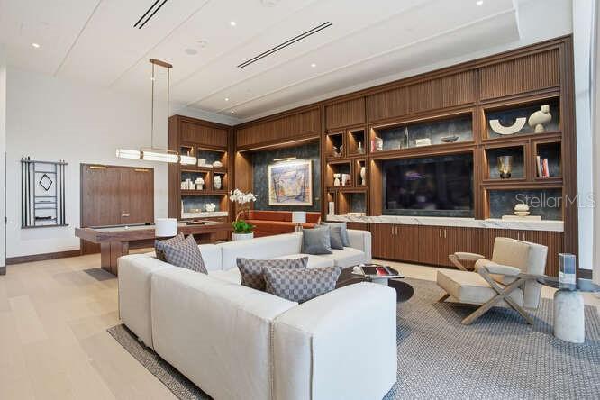 BAYSHORE YSABELLA CONDOMINIUM - Residential