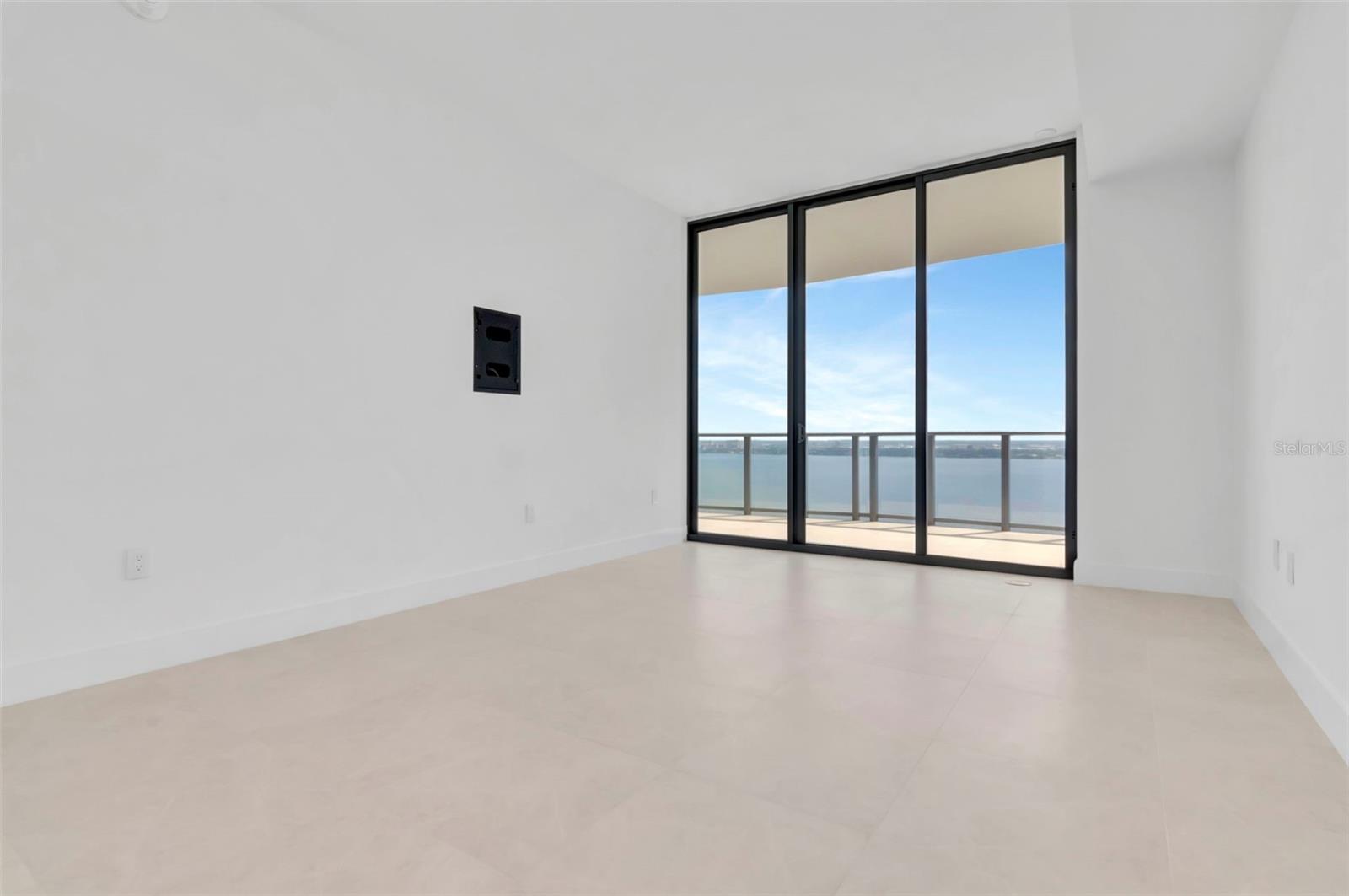 BAYSHORE YSABELLA CONDOMINIUM - Residential