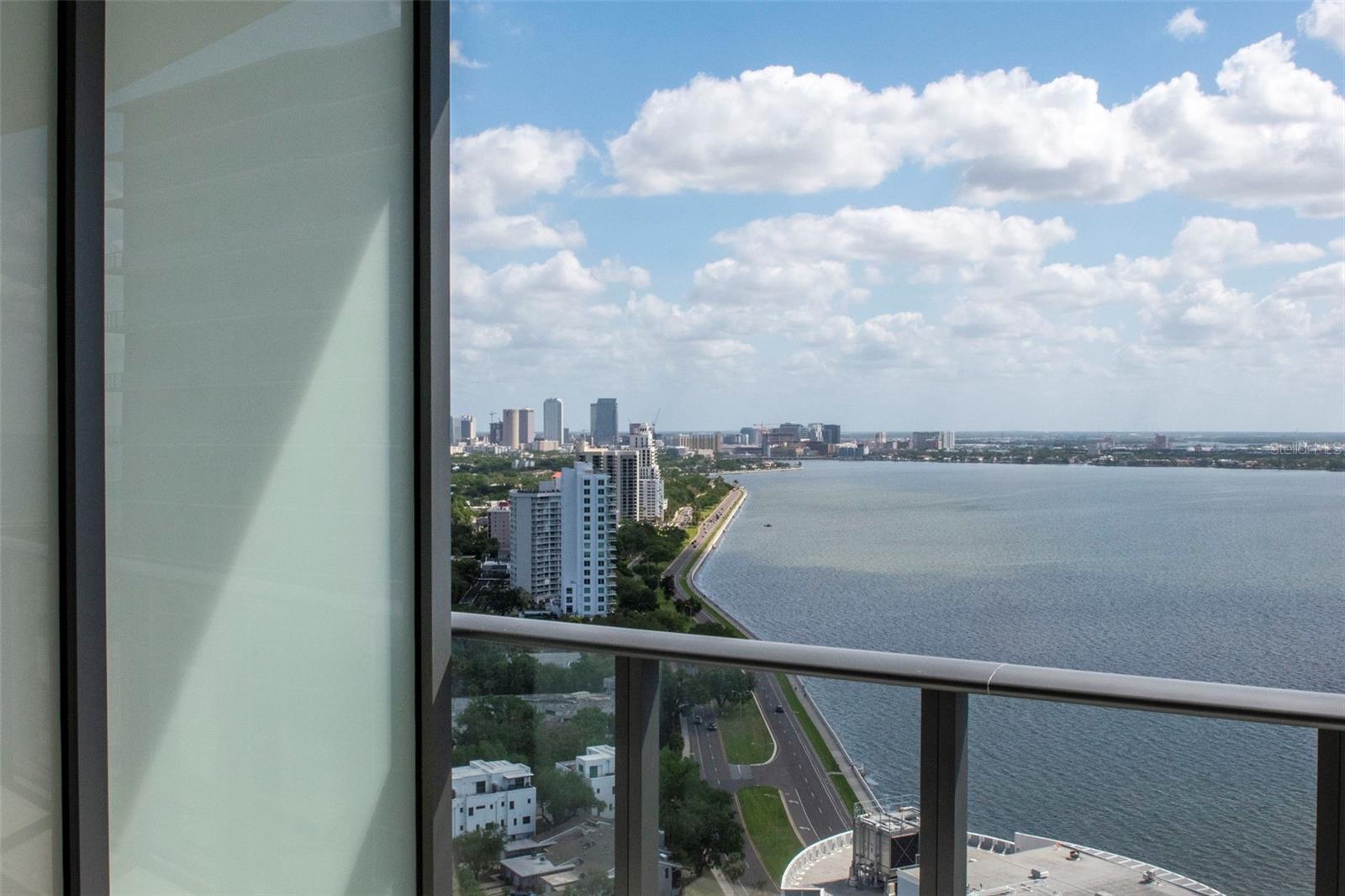 BAYSHORE YSABELLA CONDOMINIUM - Residential