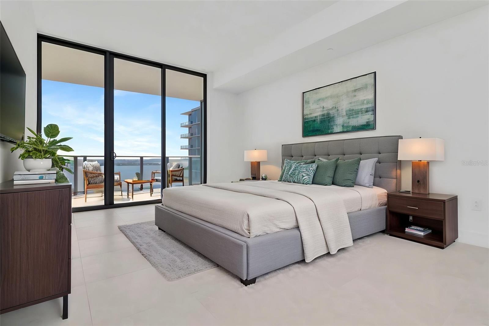 BAYSHORE YSABELLA CONDOMINIUM - Residential
