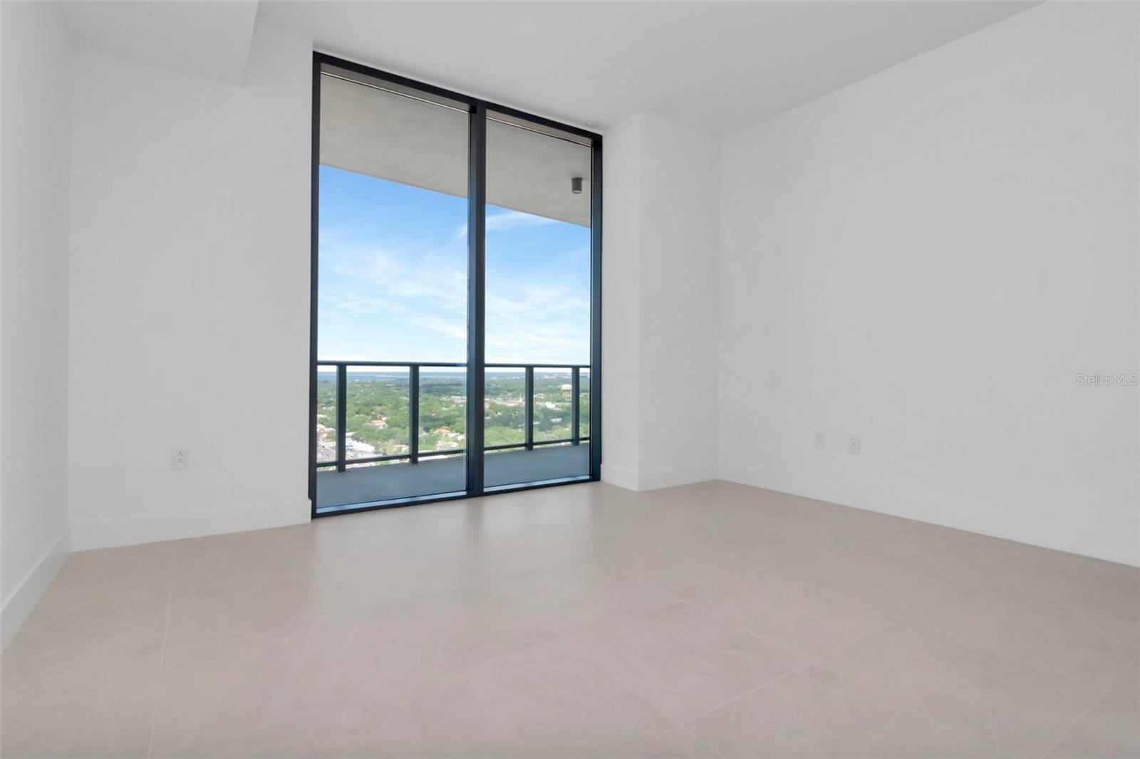 BAYSHORE YSABELLA CONDOMINIUM - Residential