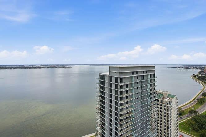 BAYSHORE YSABELLA CONDOMINIUM - Residential
